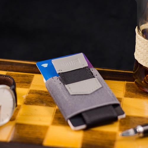 Slim Wallet &quot;Pull-Tab&quot; - MakakaOnTheRun