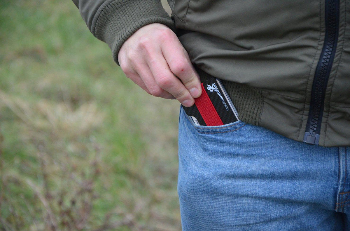 Carbon Slim Wallet - MakakaOnTheRun