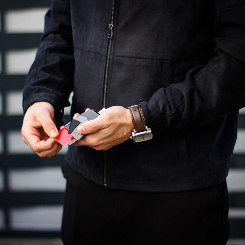 Slim Wallet &quot;Pull-Tab&quot; - MakakaOnTheRun