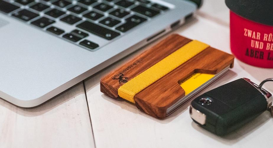 MakakaOnTheRun® Wood Slim Wallet | Jedes Stück ein Unikat - MakakaOnTheRun